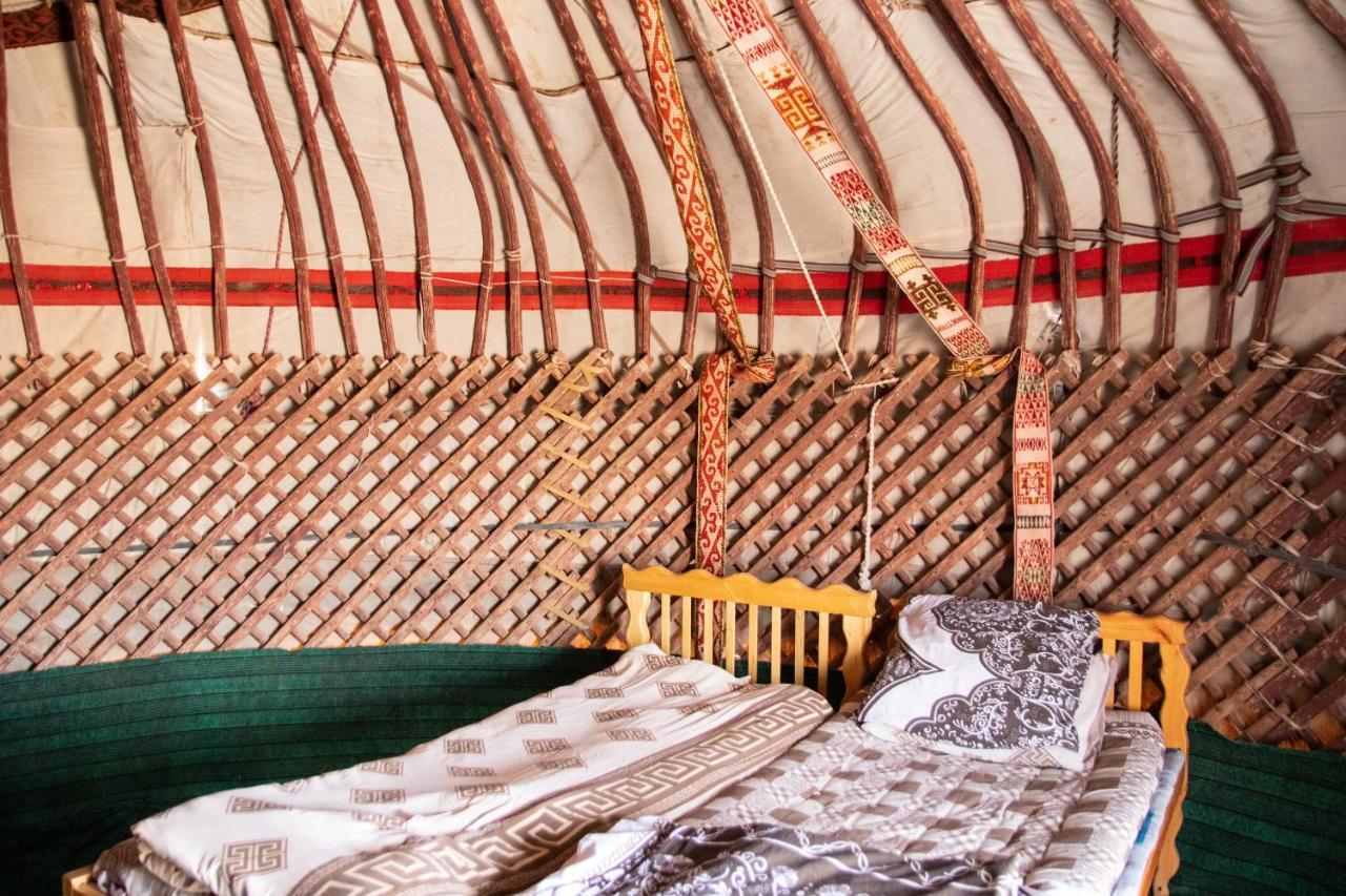Aidar Yurt Camp Hotel Taldy Bagian luar foto